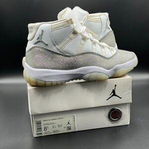 Wmns Air Jordan 11 Retro 'Vast Grey'